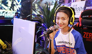 ������Ϸ�����羺�˹�